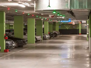 Parking Plaza Del Milenio VLL